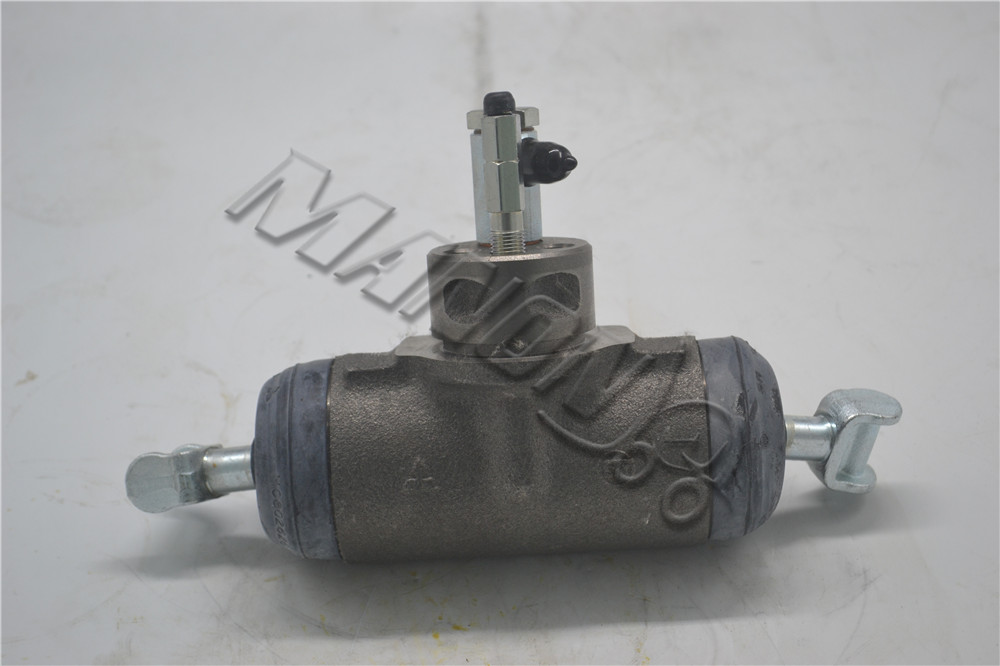 刹车分泵MITSUBISHI MC802626 FD150A F24A-50064　 